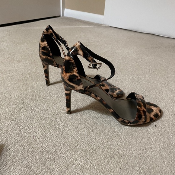 Leopard Heels - Picture 1 of 4
